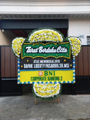 Papan Bunga Duka di Swandiwe